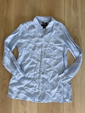 Tahari 100% Linen Light Blue Roll-Tab Tunic Button Down Shirt